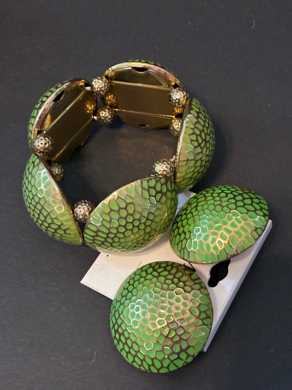 Green Retro Bracelet & Earrings set